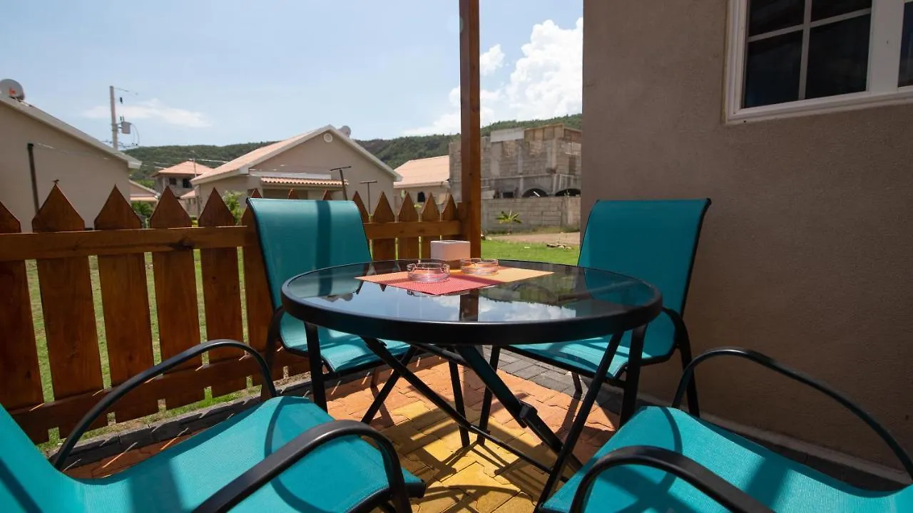 Villa The Oasis Ii, Caymanas Country Club Ellis Caymanas Casa vacanze